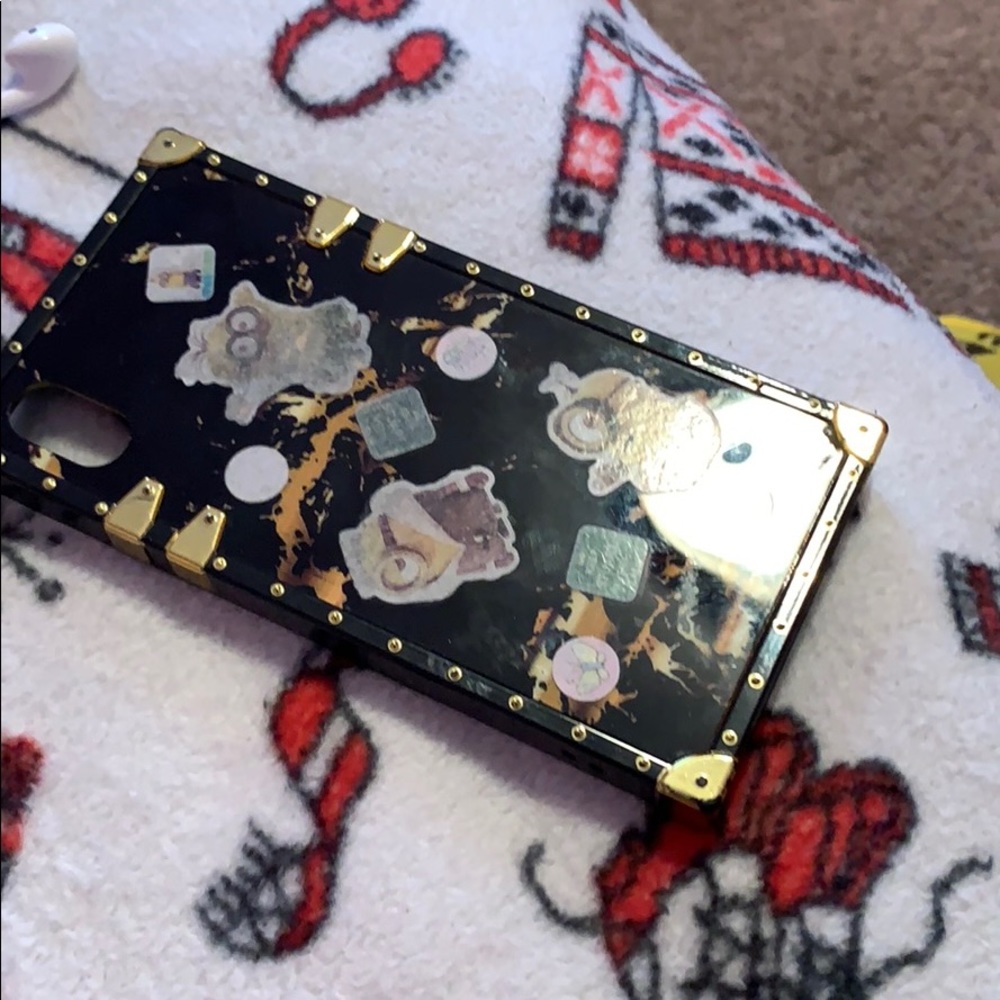 Box IPHONE XR phone case ❤️